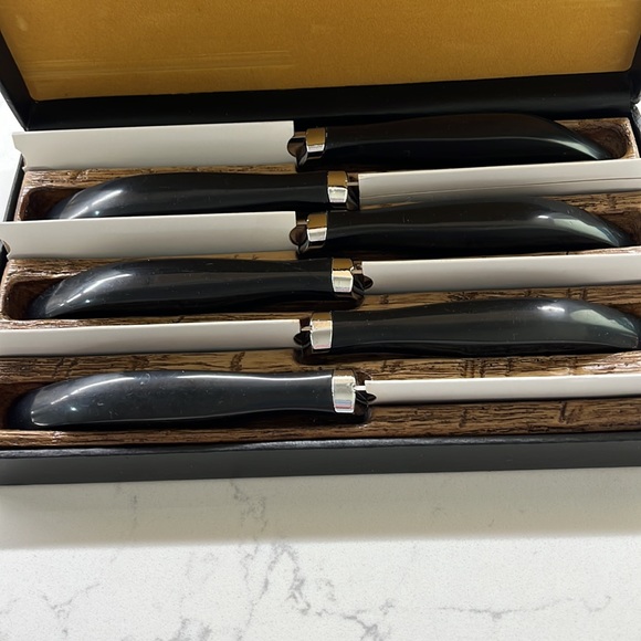 Vintage Knife Set - Picture 5 of 5